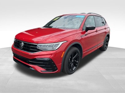 Certified 2024 Volkswagen Tiguan SE R-Line