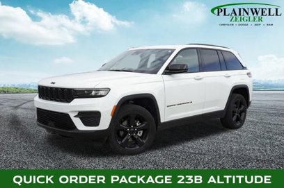 Used 2023 Jeep Grand Cherokee Altitude
