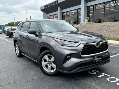 Used 2023 Toyota Highlander LE
