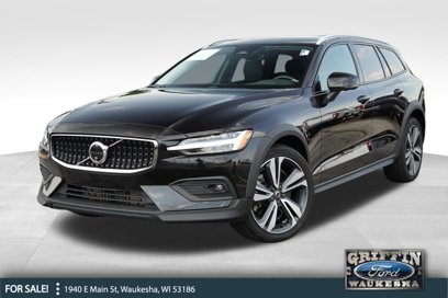 Used 2024 Volvo V60 B5 Cross Country Plus