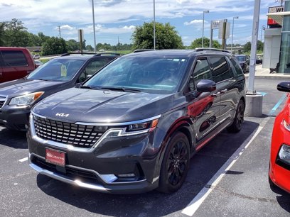 Used 2022 Kia Carnival SX Prestige