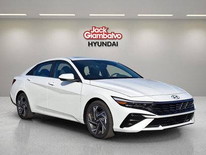 New 2025 Hyundai Elantra SEL