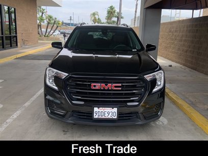 Used 2022 GMC Terrain SLE w/ Elevation Edition