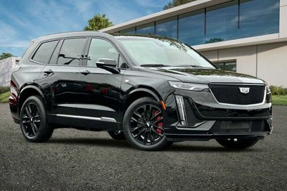 New 2025 Cadillac XT6 Sport w/ LPO, Onyx Lite Package