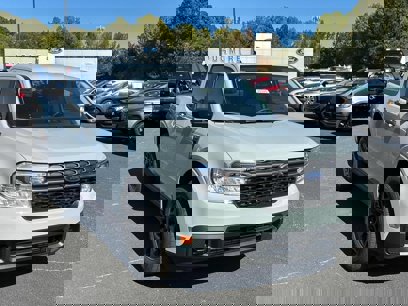 New 2024 Ford Maverick XLT w/ XLT Luxury Package
