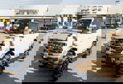 New 2025 Ford Bronco Outer Banks