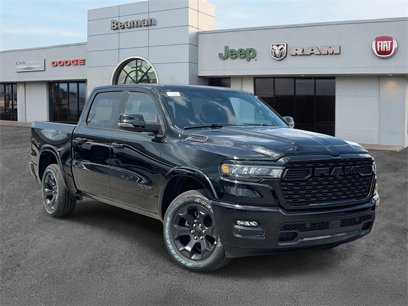 New 2025 RAM 1500 4x4 Crew Cab