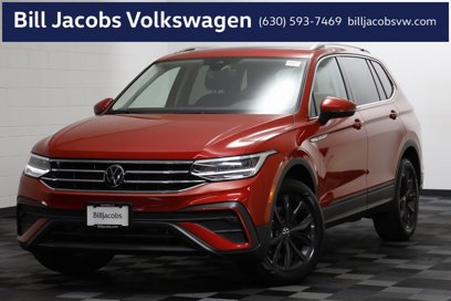 Used 2024 Volkswagen Tiguan SE w/ Panoramic Sunroof Package
