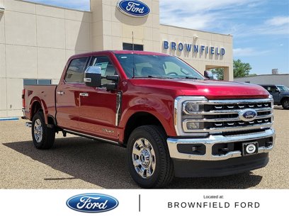 New 2025 Ford F250 4x4 Crew Cab Super Duty