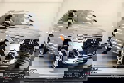 Certified 2024 Audi Q5 e Premium w/ Convenience Package