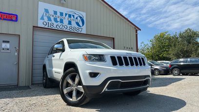 Used 2015 Jeep Grand Cherokee Limited w/ Trailer Tow Group IV