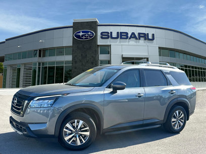 Used 2023 Nissan Pathfinder SL w/ Black Appearance Package