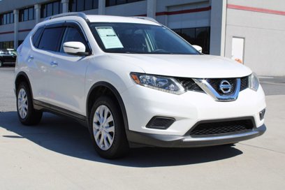 Used 2016 Nissan Rogue S w/ Appearance Package