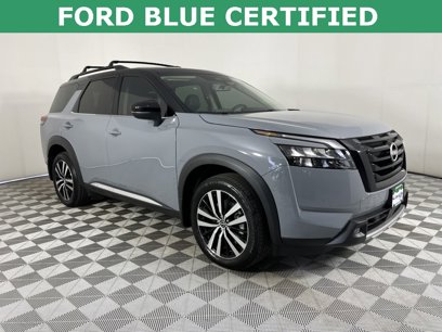 Used 2025 Nissan Pathfinder Platinum