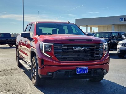 Used 2024 GMC Sierra 1500 Elevation w/ LPO, Elevation Black Package