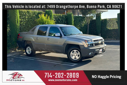 Used 2002 Chevrolet Avalanche 4x4 w/ Off-Road Suspension Pkg