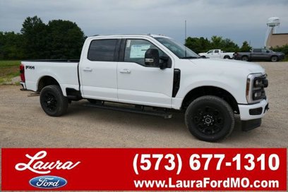 New 2025 Ford F250 Lariat w/ Black Appearance Package