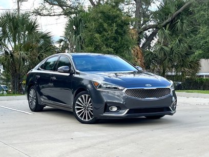 Used 2018 Kia Cadenza Premium