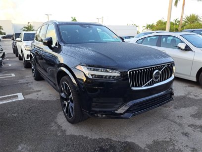 Used 2022 Volvo XC90 T6 Momentum