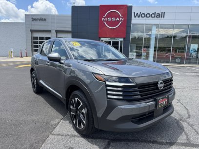 Used 2025 Nissan Kicks SV w/ Charging Package