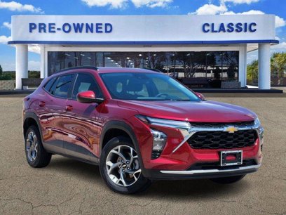 Used 2024 Chevrolet Trax LT w/ Driver Confidence Package