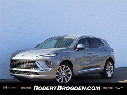 New 2025 Buick Envision Avenir