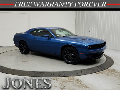 Used 2022 Dodge Challenger SXT w/ Blacktop Package