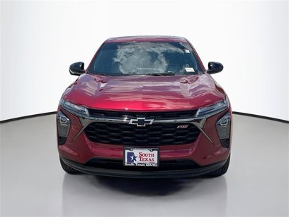 Used 2025 Chevrolet Trax RS w/ Sunroof Package