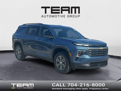 New 2025 Chevrolet Traverse LT w/ Enhanced Driving Package