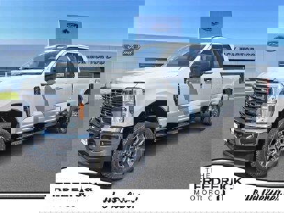 New 2025 Ford F250 XLT
