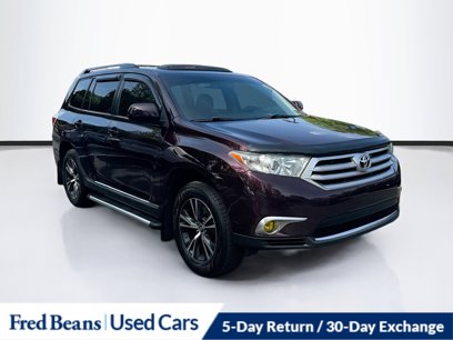 Used 2012 Toyota Highlander SE w/ Tow Pkg