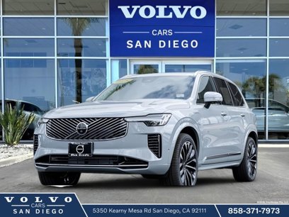 New 2025 Volvo XC90 T8 Ultra