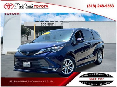 Certified 2023 Toyota Sienna Platinum