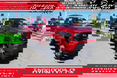 New 2025 Toyota Tacoma SR5