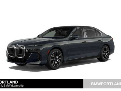 New 2025 BMW 740i xDrive w/ Executive Package