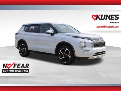 Used 2023 Mitsubishi Outlander SE