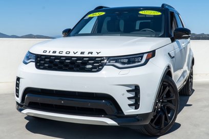Certified 2024 Land Rover Discovery Dynamic SE