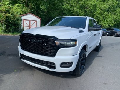 New 2025 RAM 1500 4x4 Crew Cab