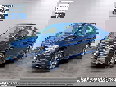 Used 2024 Volkswagen Jetta SE w/ Panoramic Sunroof Package