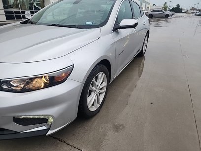 Used 2017 Chevrolet Malibu LT