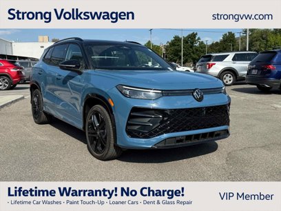New 2025 Volkswagen Tiguan SE R-Line