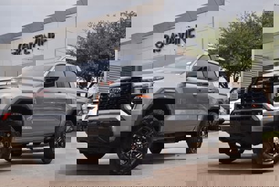 Used 2024 GMC Canyon Elevation w/ Convenience Package
