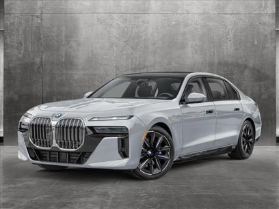 New 2025 BMW 750e xDrive w/ Premium Package