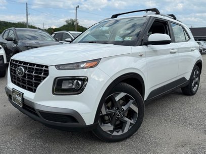 Used 2023 Hyundai Venue SEL