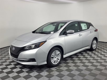 New 2025 Nissan Leaf S