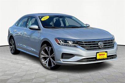 Used 2021 Volkswagen Passat 2.0T SE