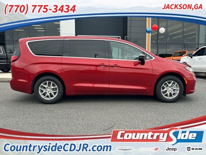 New 2026 Chrysler Pacifica Select