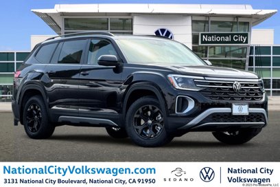New 2025 Volkswagen Atlas Peak Edition SE