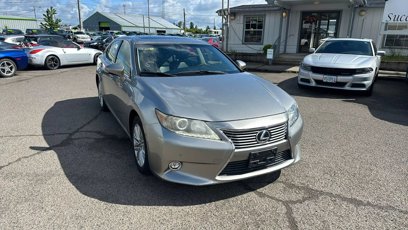Used 2015 Lexus ES 350 w/ Luxury Package