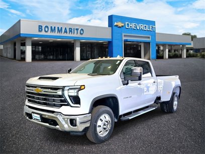 New 2025 Chevrolet Silverado 3500 LTZ w/ LTZ Convenience Package